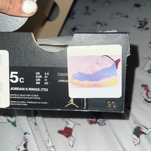 Brand new Jordan’s only worn once in very good condition